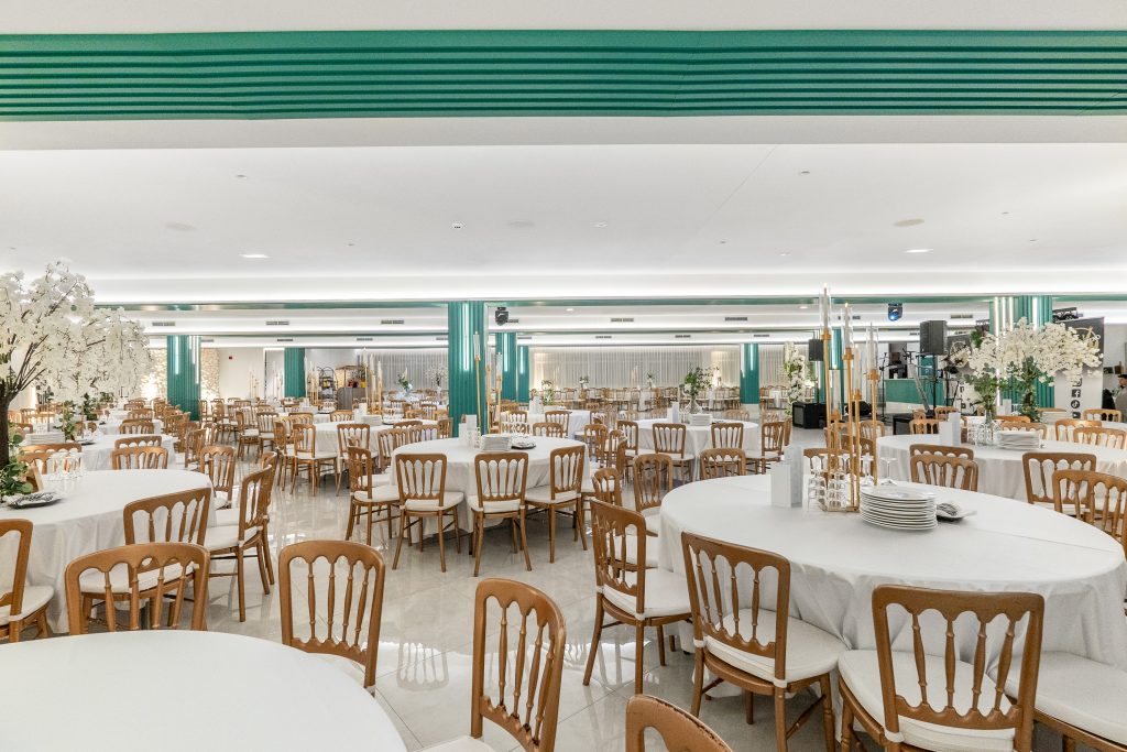 Postavljena svečana dvorana